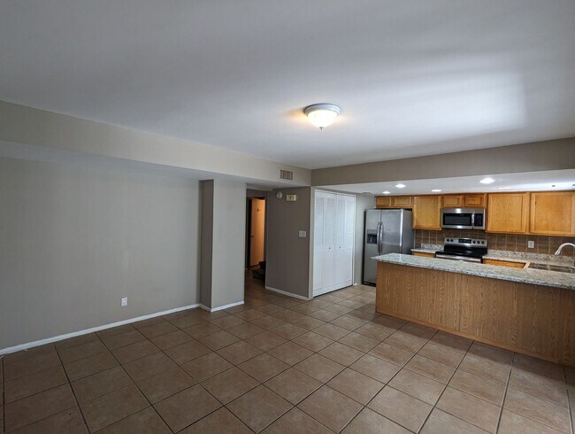 Photo - LARGE 4 BEDROOM TOWNHOME