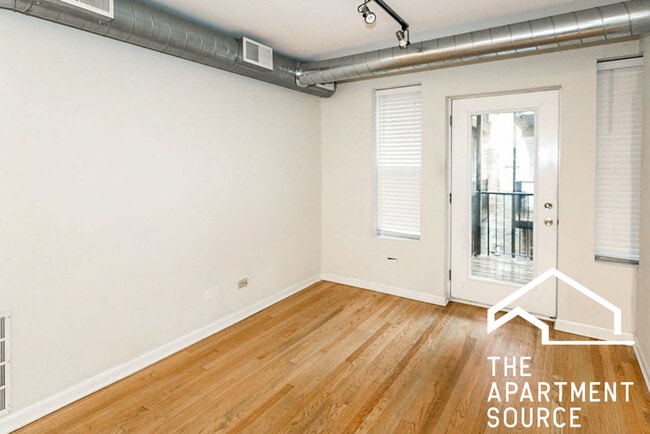 Photo - 2520 W Leland Ave Unit B7
