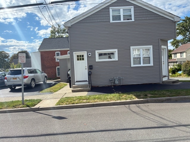 Building Photo - 30 Excelsior Ave Rental