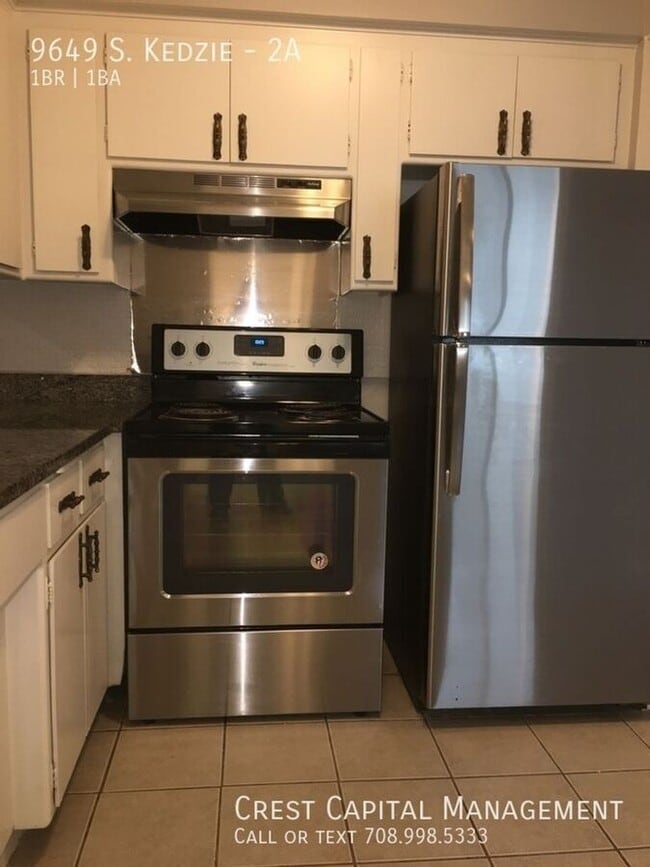 Building Photo - 9655 S Kedzie Ave Unit 2