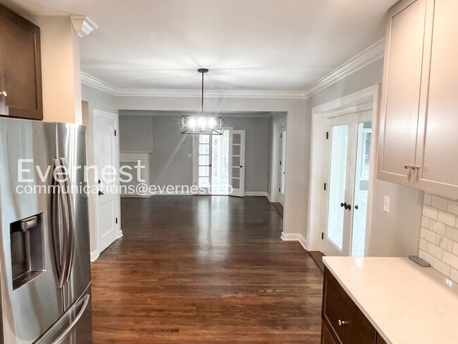 Photo - 109 Mayfair Rd