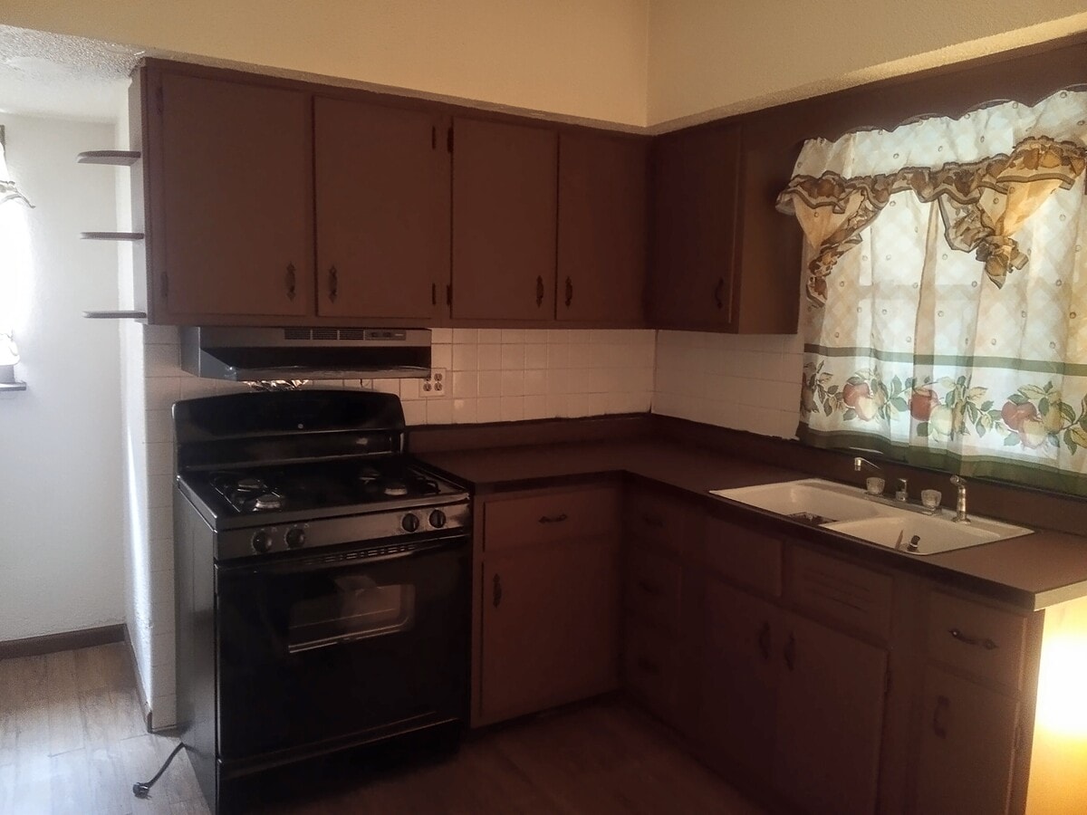 Photo - 708 N County St Unidad Martinez apartments