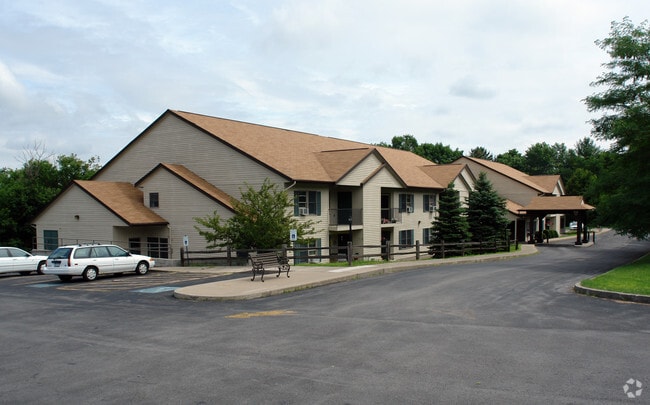 Applewood Manor Apartments