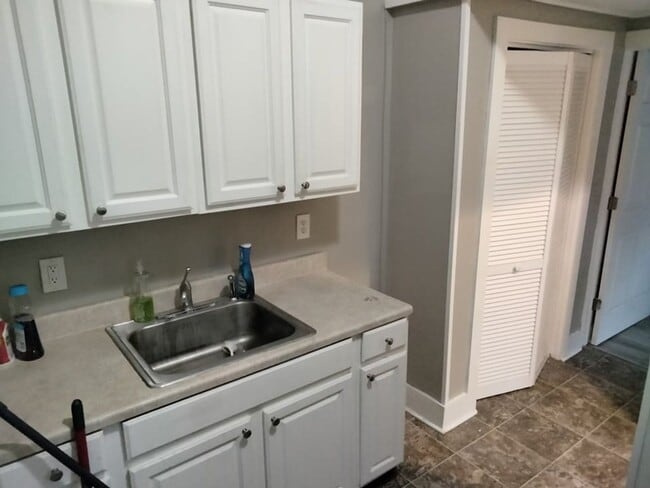 Photo - 28 Rowley St Unit Down back