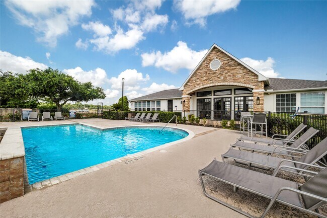 Photo - 3419 Fountains Dr Unit 1014