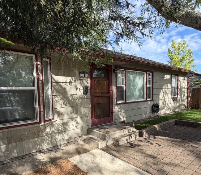 Photo - 916 Kenyon St