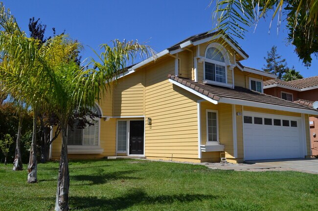 Modern Hi-tech House. Recently remodeled w... - Modern Hi-tech House. Recently remodeled w...