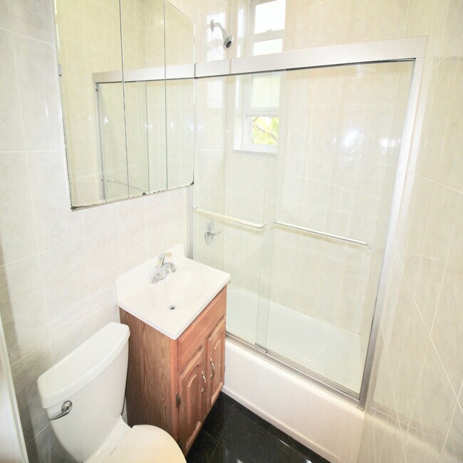 Photo - 202 Marine Ave Unit C2