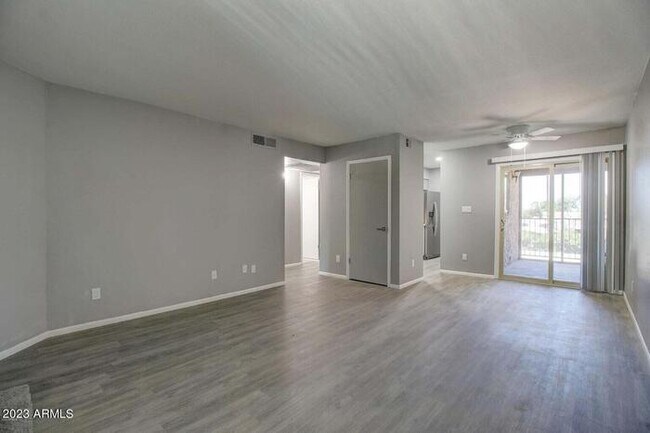 Photo - 2220 W Dora St Unit 214