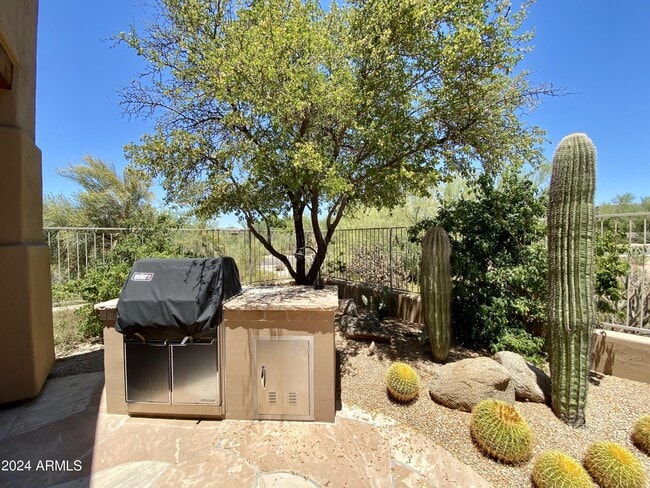 9554 E Raindance Trail