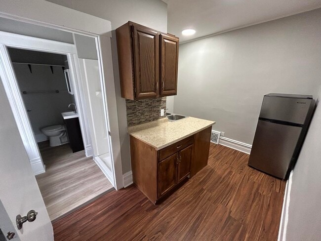 Photo - 77 W 23rd St Unit 1B