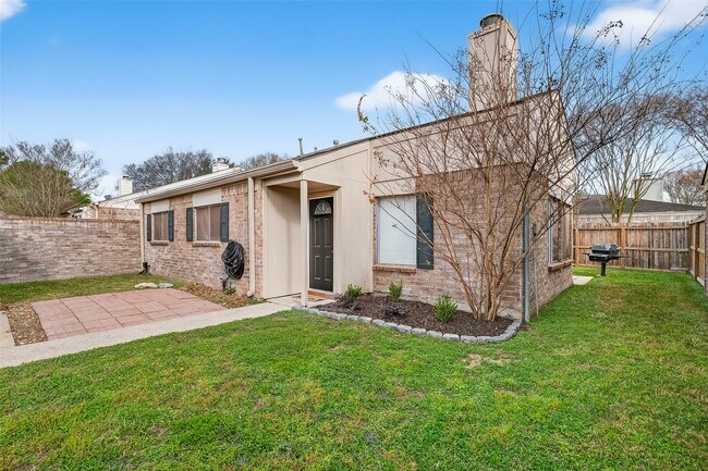 Photo - 18530 Trail Bend Ln