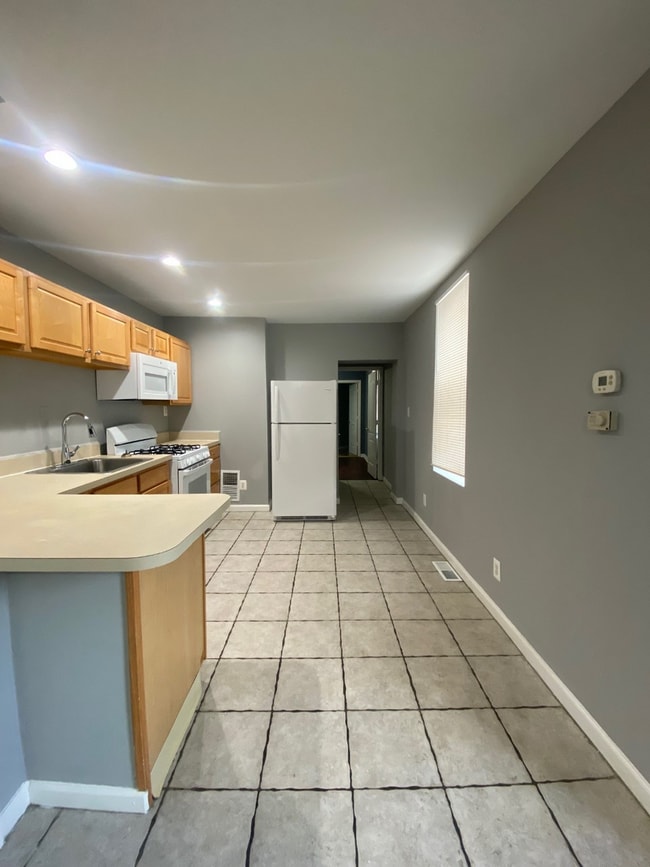 Photo - Dundalk - 3 bedrooms and 2.5 baths Available!