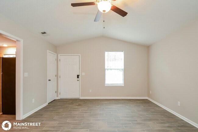 Photo - 511 Cotton Ave