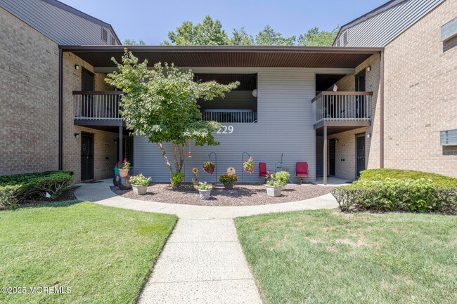 Building Photo - 229 Medford Ct Rental