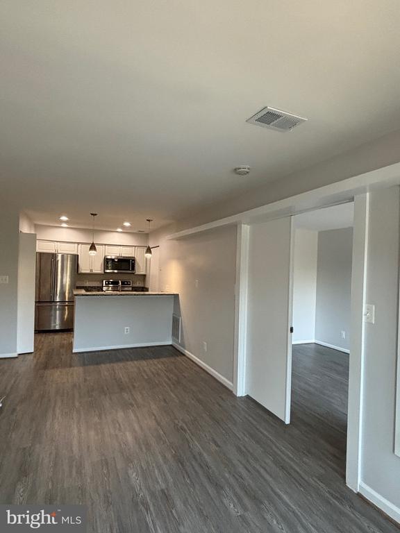 Photo - 7604 Lakeside Village Dr