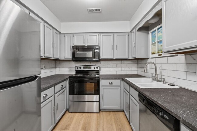 Photo - 10228 Nancys Blvd