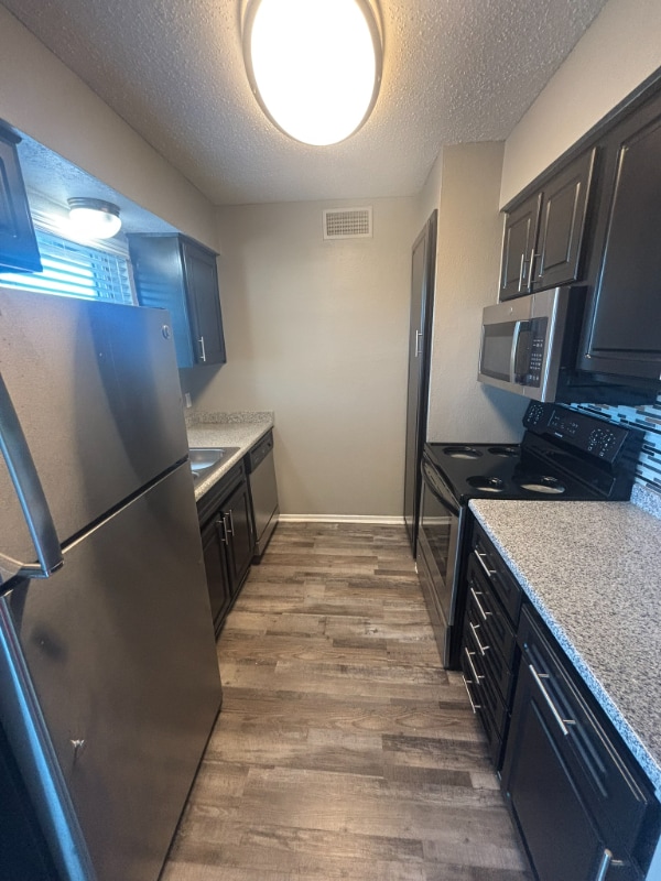 Photo - 531 Bedford Rd Unidad 120