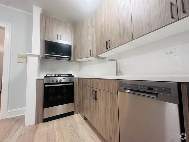 Building Photo - 0 bedroom in Chicago IL 60640 Unit N1 Rental