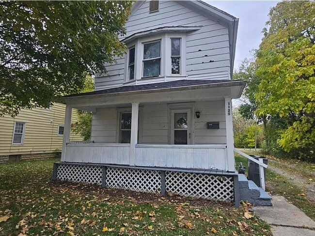 Building Photo - 1125 Carlisle Ave