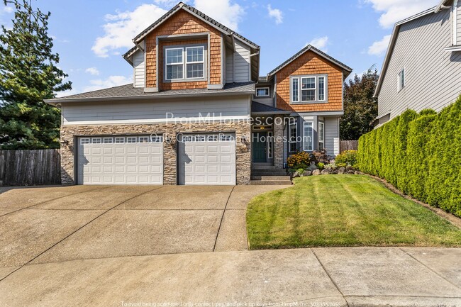 NEW Photos! Beautiful Custom-Built Three B... - NEW Photos! Beautiful Custom-Built Three B... House