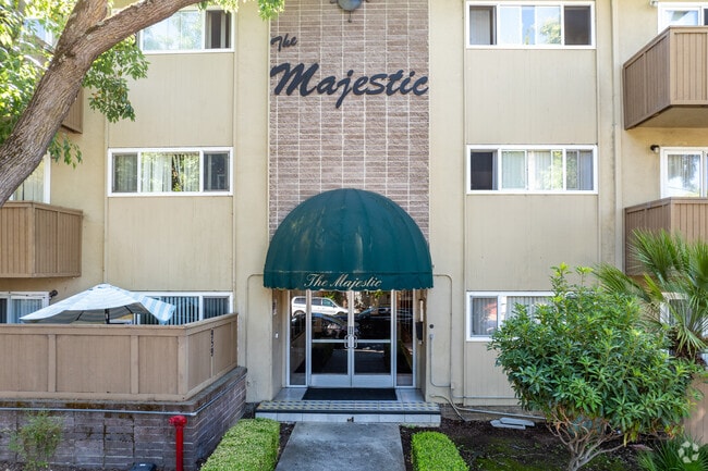 Entrance - The Majestic Apartments