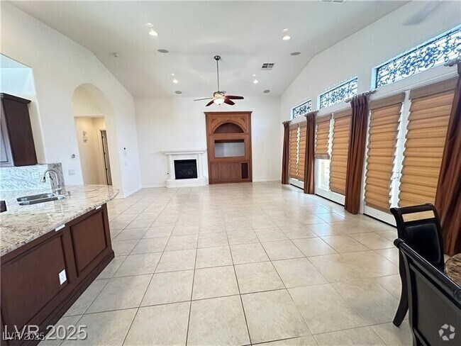 Building Photo - 5008 Jessica Joy St Rental