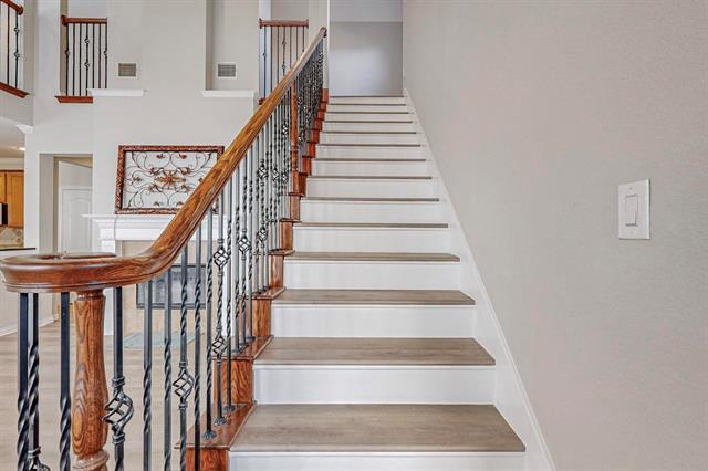 Photo - 2108 Harris Pl