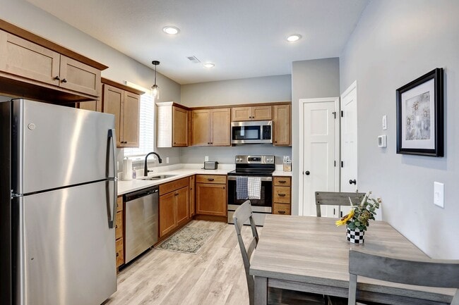 Photo - New 3Br, 2.5 Bath @ Willow Cascades!