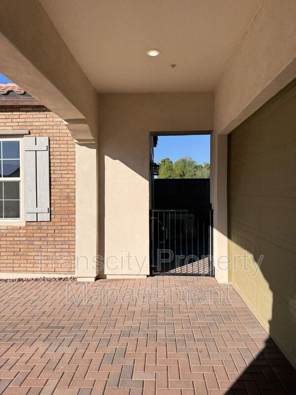 Photo - 2432 E Lovebird Ln Casa