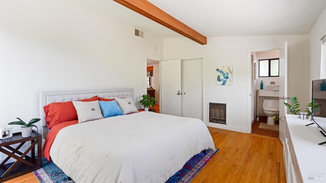 Photo - 6131 Batesole Dr