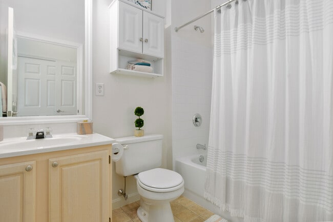 Photo - Greenwich Place