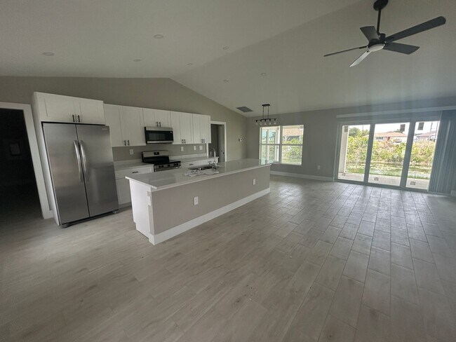 Photo - Brand new construction never lived in 4/3