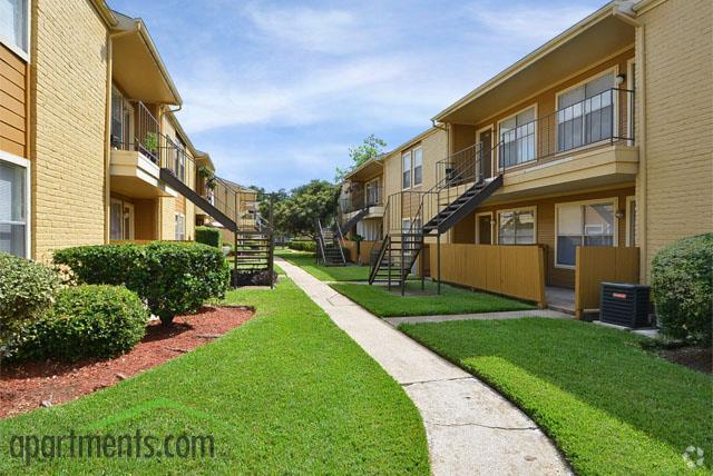 Edificio - Spring Pine Apartments