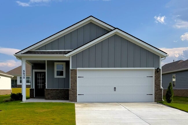 Building Photo - Brand New Construction, 3-Bedroom Oasis with Lawncare included, plus Pool, Playground, Pickleball...