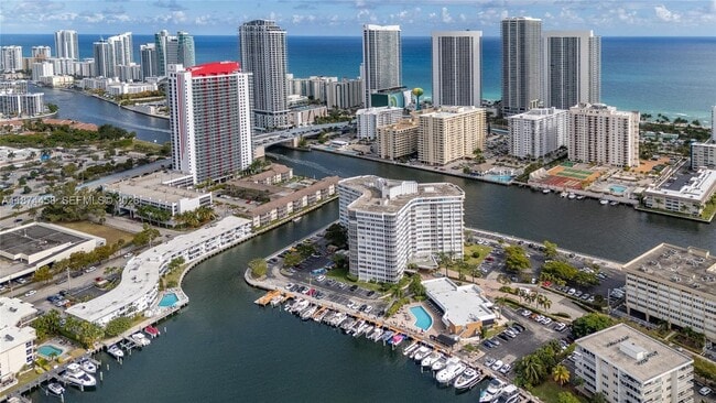 Photo - 100 Golden Isles Dr Unit 104