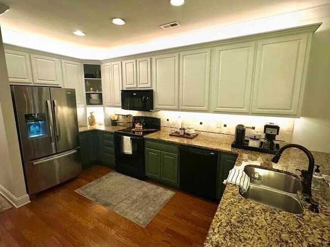 Photo - 6843 Village Lake Cir