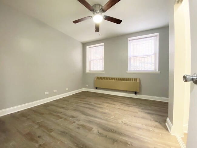 Photo - 4031 N Kenmore Ave Unidad 101