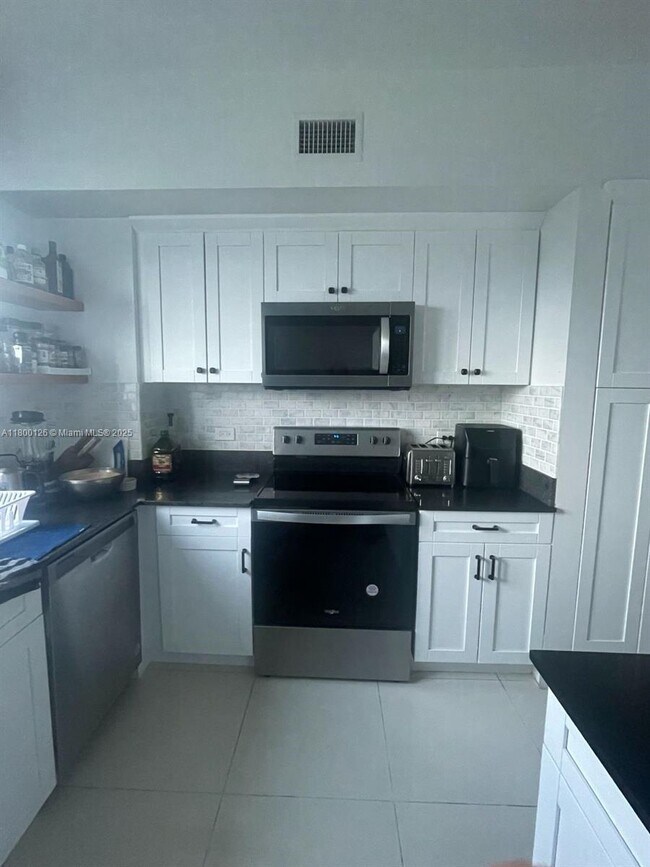 Photo - 1871 NW S River Dr Unit 2007