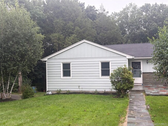 Photo - 18 Robin Hill Dr