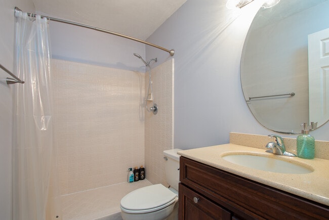 Photo - Magnolia Walk