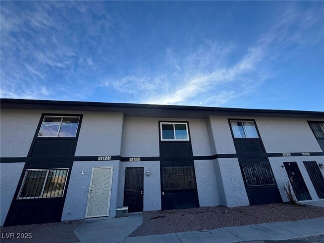 Building Photo - 2112 Sun Ave Rental