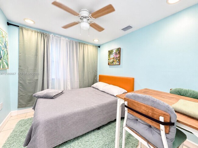 Photo - 9260 Little River Blvd Unit B