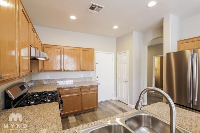 Photo - 6241 Barton Manor St