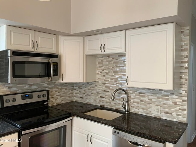 Photo - 1238 Union St Unidad 4