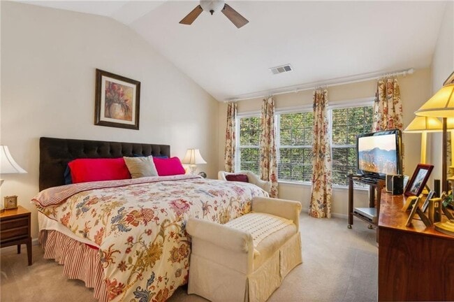 Photo - 15 Hawnley Trl