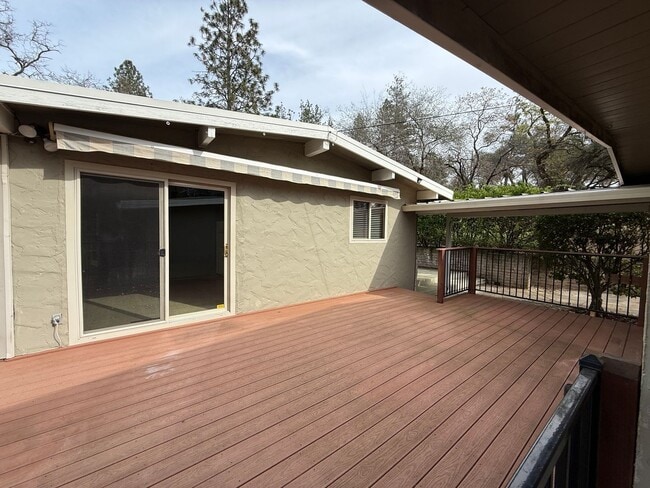 Photo - 174 Sunset Ln