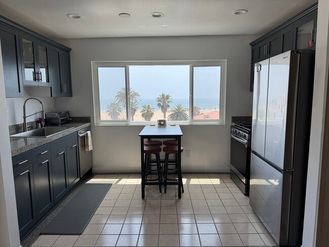 Photo - 1649 Appian Way Condo Unit #312