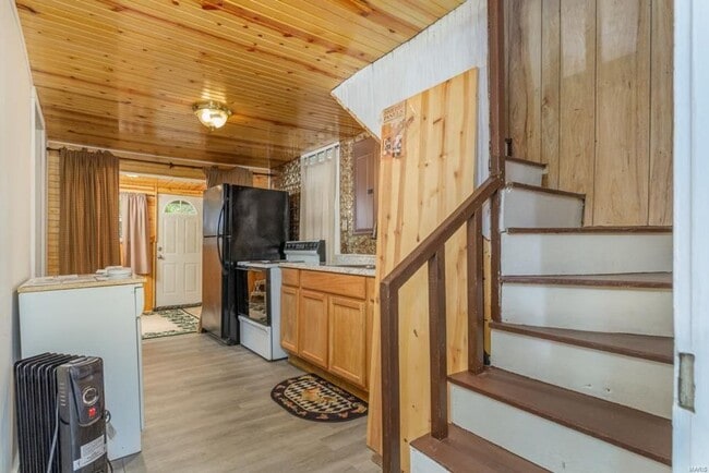 Photo - 3 bedroom 1 bathroom house for rent