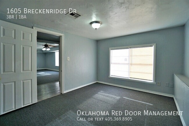 Photo - 1605 Breckenridge Dr